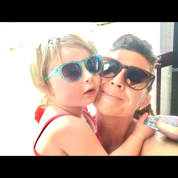 Meet Crystalyn! - Picture 2 of 5